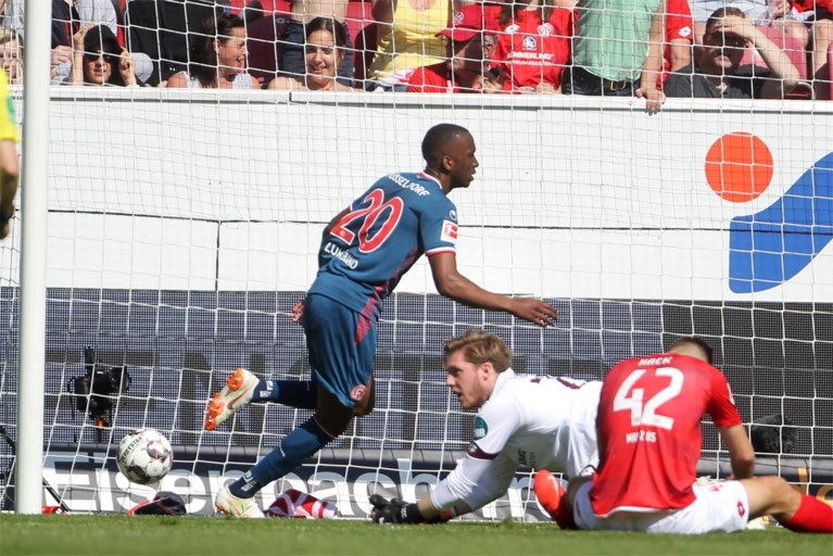 Bayern München nipt voorbij Werder Bremen, doelpunt van Lukebakio volstaat niet voor Düsseldorf