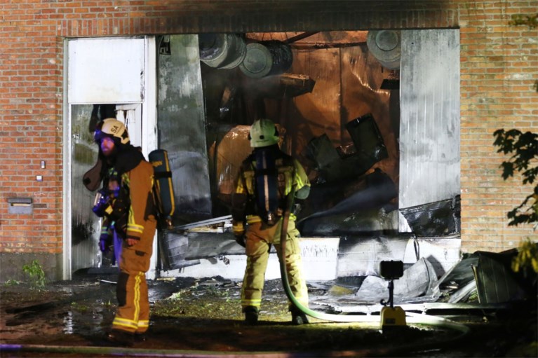 Wietplantage ontdekt bij brand in bedrijfspand