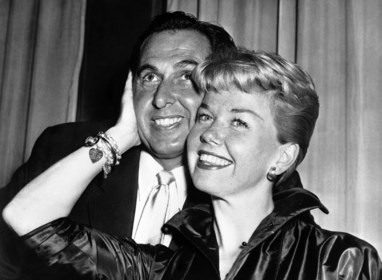 Hedendaags Filmster en zangeres Doris Day overleden op 97-jarige leefti JS-11