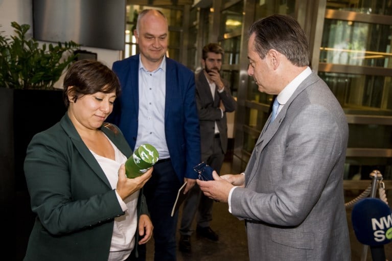 Peter Mertens: “Ik heb De Wever duidelijk gezegd dat we ons niet laten gijzelen”
