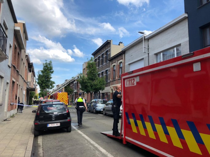Brand in buurt van Sportpaleis: rookpluim van ver te zien