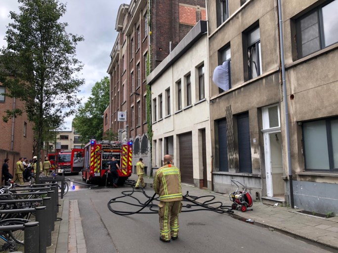 Brandweer rukt uit voor brand in kleedkamer