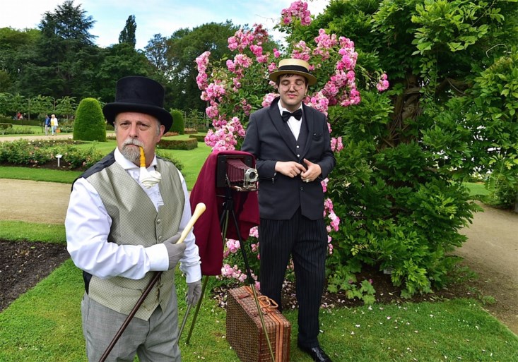 Rozenfeesten Vrijbroekpark brengen bezoekers in ‘retro-sfeer’