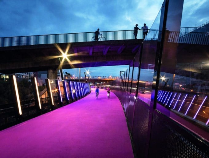 IN BEELD. Deze architecturale pareltjes zijn pure promo voor de fiets