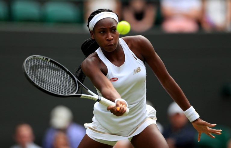 WIMBLEDON. Nummer 1 Barty verslikt zich in Riske (WTA 55), Nadal fluitend naar kwartfinale, sprookje 15-jarige Gauff ten einde