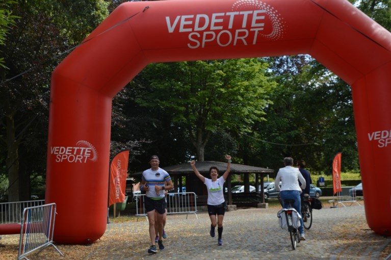 Tweede Tettenkotloop lokt honderdtal sportievelingen