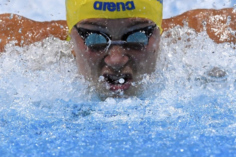 WK ZWEMMEN. Debutante Vermeiren strandt in halve finale 50m schoolslag, Australische zwemster test positief op doping