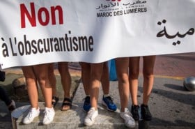 Marokkaanse vrouwen komen in korte broek op straat uit solidariteit met Vlaamse vrijwilligsters