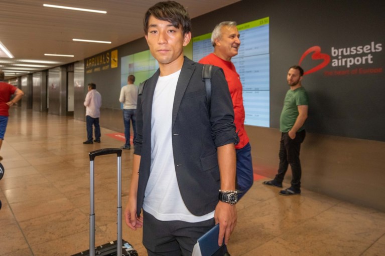 Antwerp huurt jonge Japanner: “Ik speelde al voor 25.000 supporters, maar deze sfeer is toch wat anders”