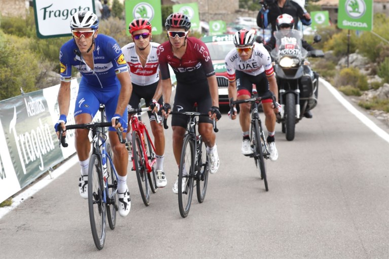 Wereldkampioen Alejandro Valverde (39) triomfeert in de Vuelta na spannende slotklim , Dylan Teuns is leider af