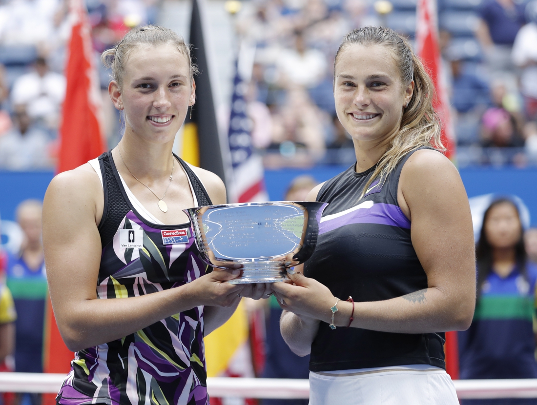 Elise Mertens pakt samen met Sabalenka dubbeltitel op US ...