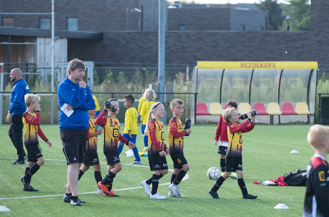 KV Mechelen wil jeugdwerking voor meisjes uitbouwen na ...