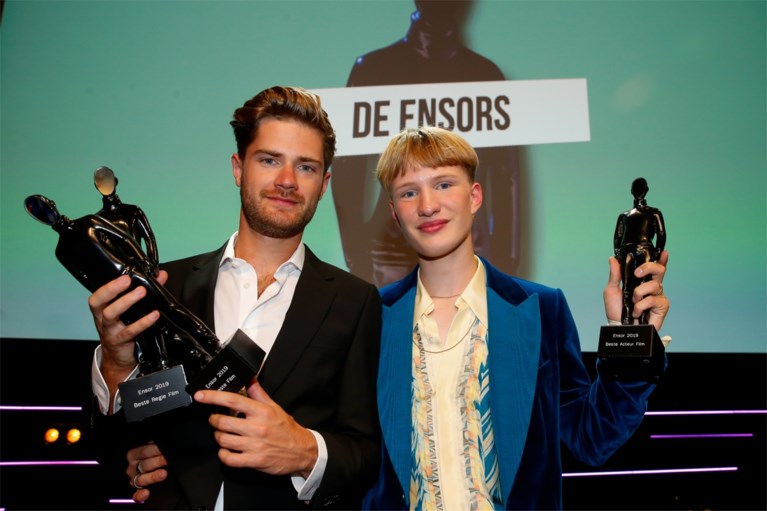Joke Devynck toont voor het eerst haar vriendin bij Ensors
