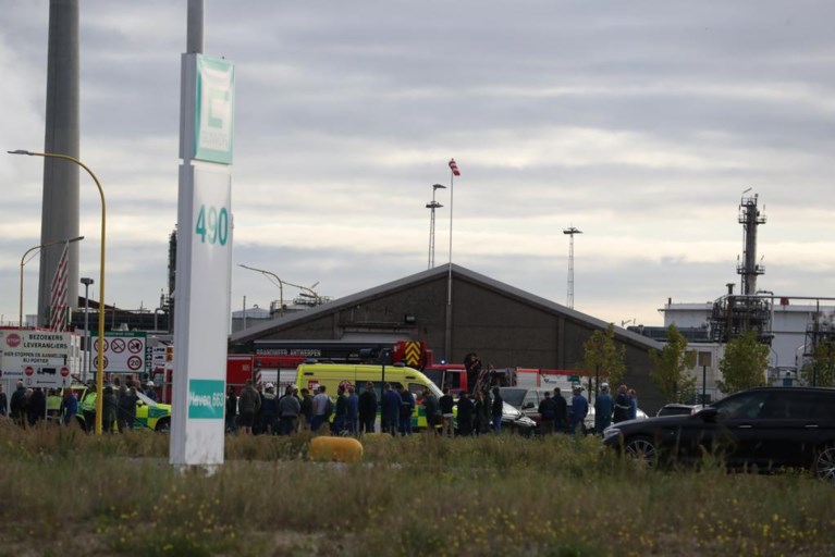 Brand bij raffinaderij Antwerpse haven is onder controle