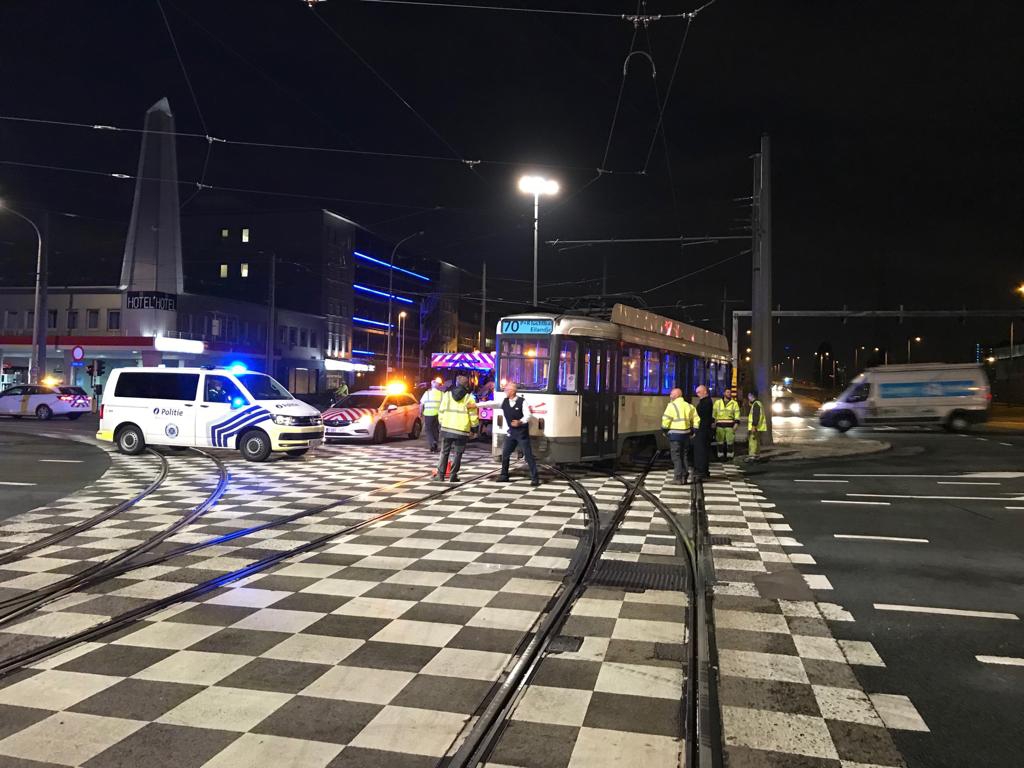 Tram Ontspoord Aan Noorderlaan: Tramverkeer Hersteld (Antwerpen ...