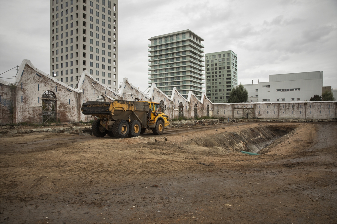 Projectontwikkelaar voert grond Montevideo-site af met schepen: “4.500 vrachtwagens minder op de baan”