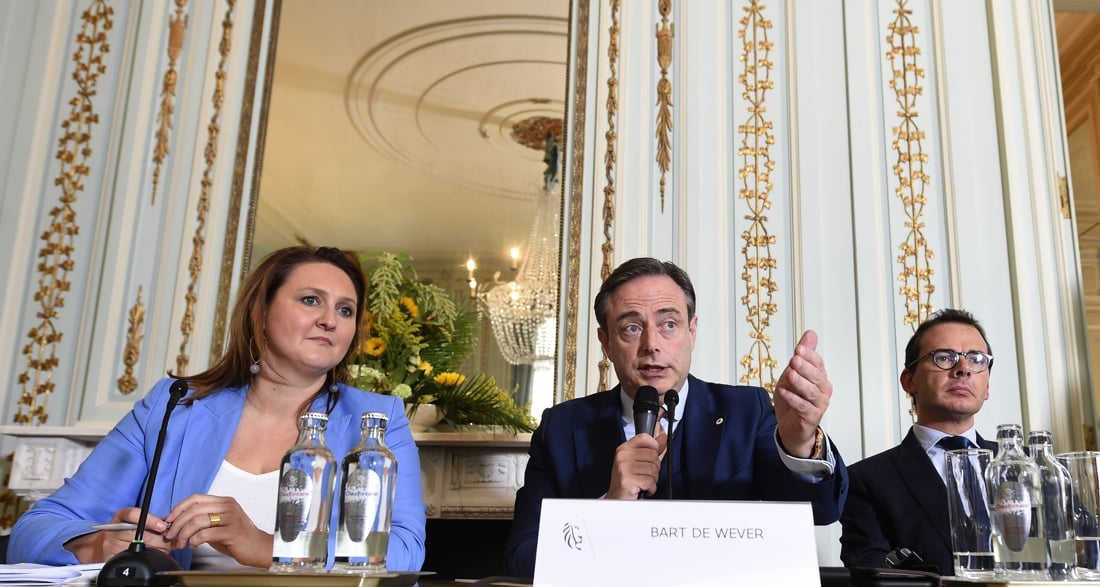 Bart De Wever plande afwijking van zijn startnota rond socia... (Antwerpen) - Gazet van Antwerpen