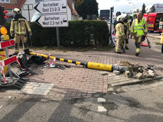 Vrouw gewond bij ongeval op druk kruispunt met Boomsesteenweg in Aartselaar
