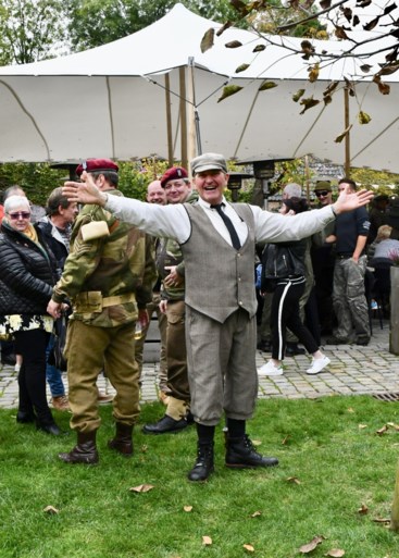 IN BEELD. Re-enactors brengen bevrijding WOII weer tot leven