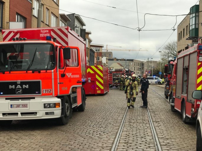 Brandweerman gewond bij brand in garage op Herentalsebaan