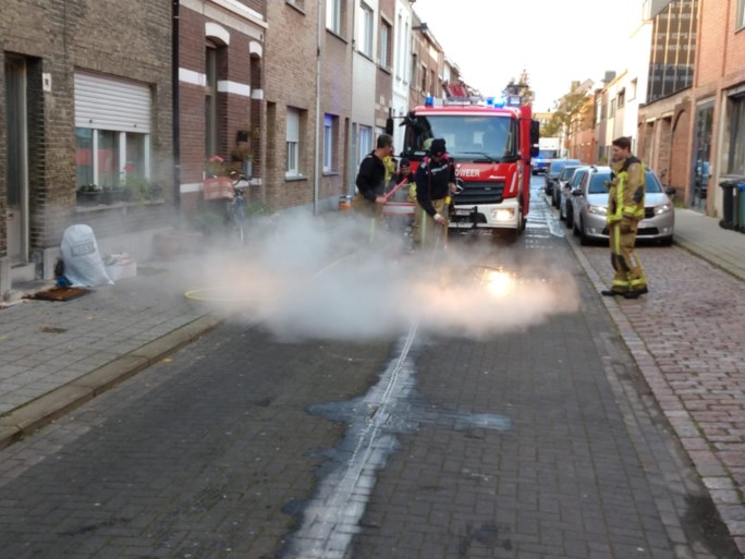 Hele middag verkeershinder rond Sportpaleis door oliespoor