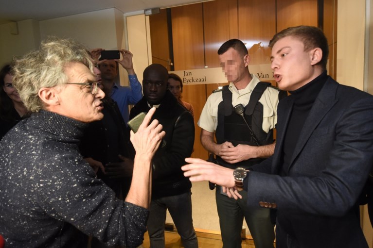 Cultuursector protesteert aan Vlaams Parlement tegen besparingen, Jambon wil “in debat gaan over de opdeling”