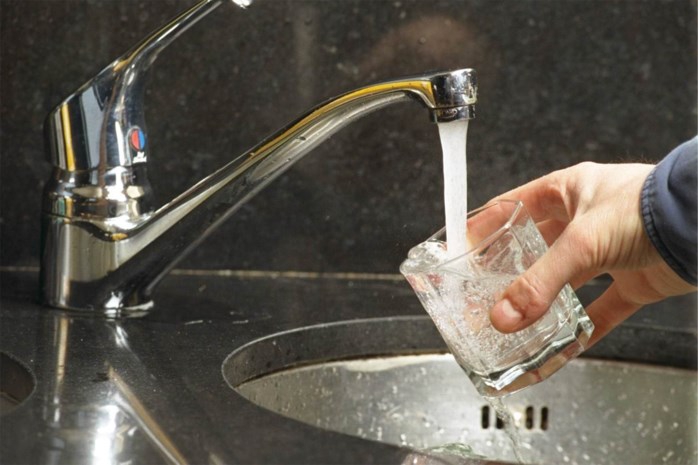 Waterfactuur van bijna 15.000 euro: “Onmogelijk dat wij zo veel water gebruikt zouden hebben” - Gazet van Antwerpen
