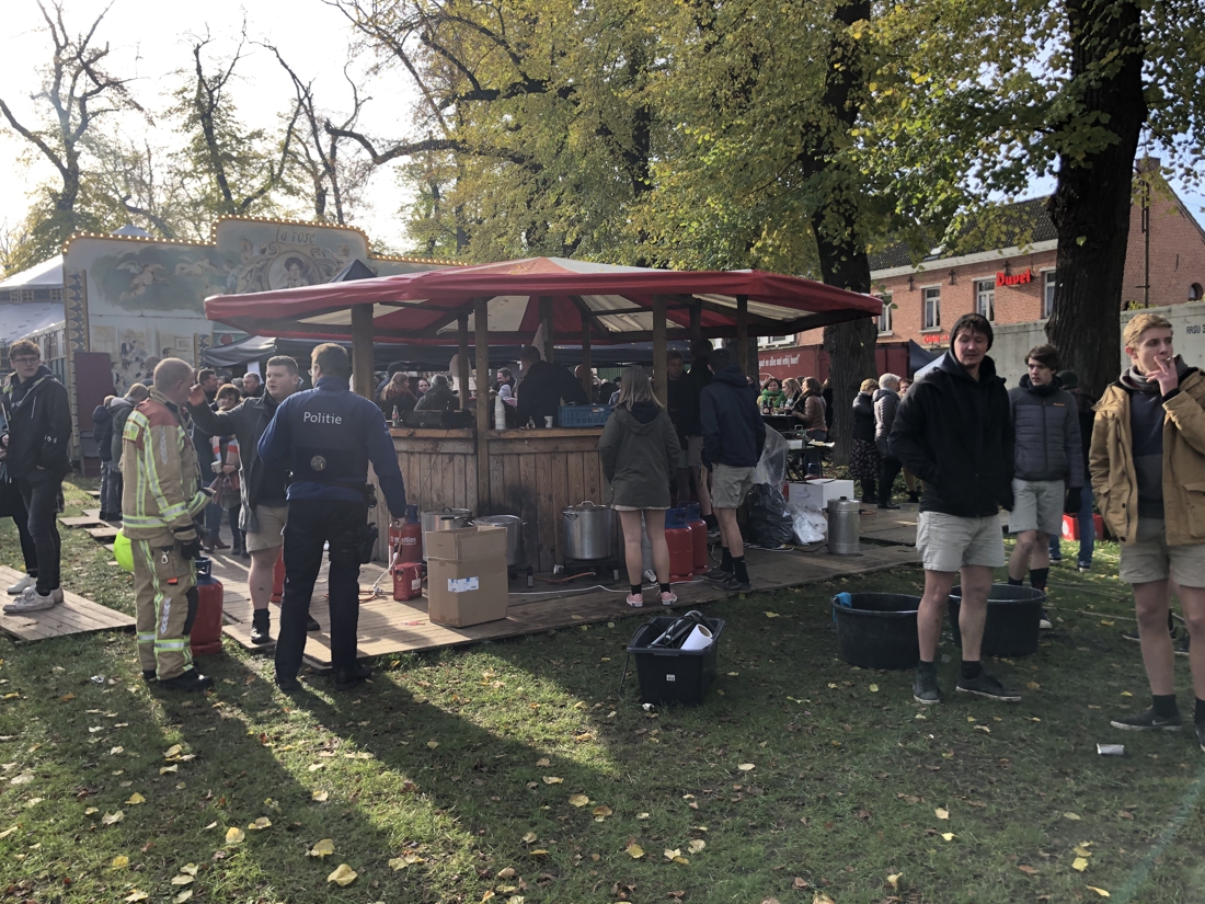 Twee chirojongeren lopen brandwonden op door steekvlam op jaarmarkt Olen - Gazet van Antwerpen