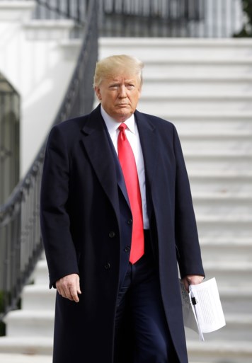 “Ik zette de president van Oekraïne onder druk op bevel van Trump”