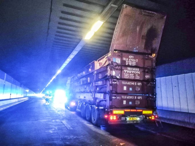Beverentunnel op Antwerpse Ring weer open na noodherstelling