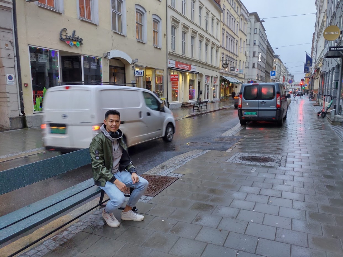 Door deze radicale ingrepen moeten auto’s in Oslo hun troon afstaan: “Hier is de voetganger koning”