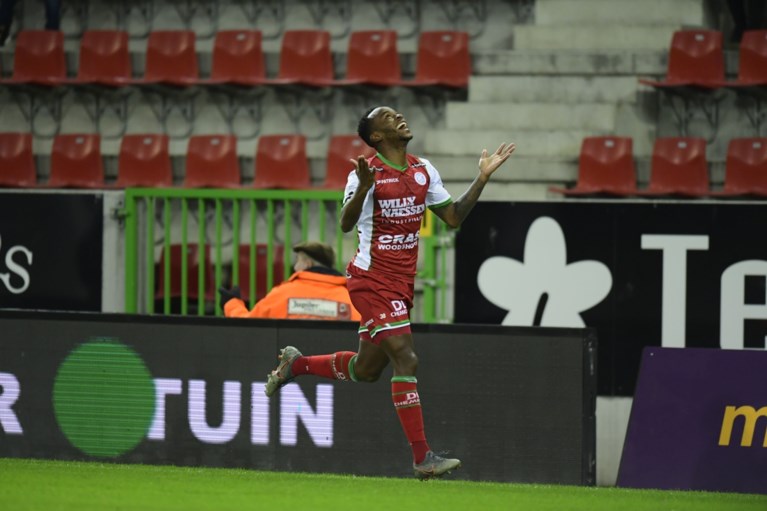 Zulte Waregem veegt de vloer aan met zwak STVV, Govea (ex-Antwerp) is uitblinker