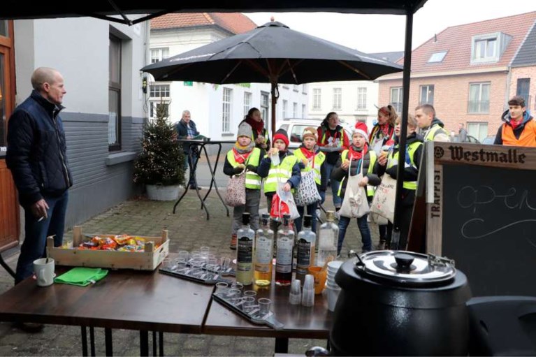 Zangertjes komen met gevulde magen thuis