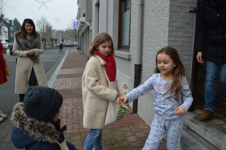 Zangertjes komen met gevulde magen thuis