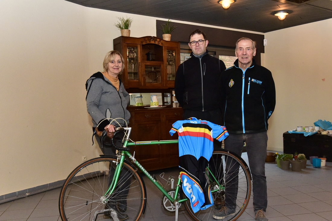 Koppel heropent fietsatelier in ouderlijk huis: “Als mecanicien van  Poulidor gaf vader me de liefde voor wielrennen mee” | Gazet van Antwerpen  Mobile