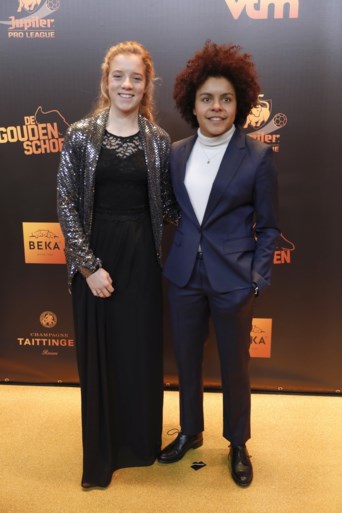 Voetballers, glitter én Miss België op de rode loper van de Gouden Schoen: bekijk hier de mooiste beelden