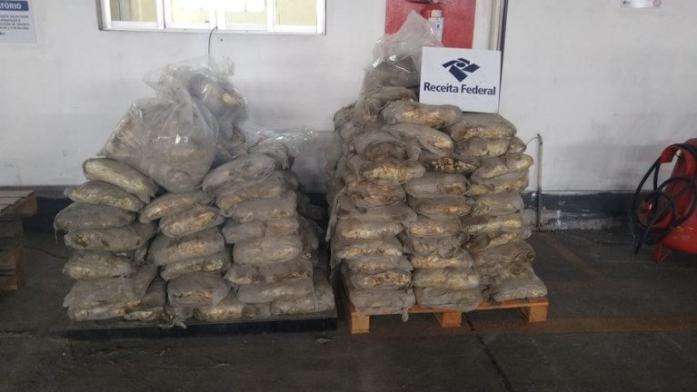 Almost tons of cocaine destined for Antwerp intercepted