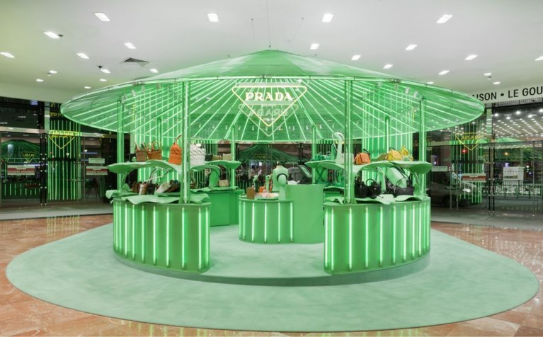 Nieuwe pop-upwinkel Prada slaat groen uit