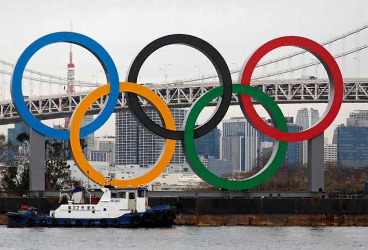 Gigantische olympische ringen zijn gearriveerd in Tokio