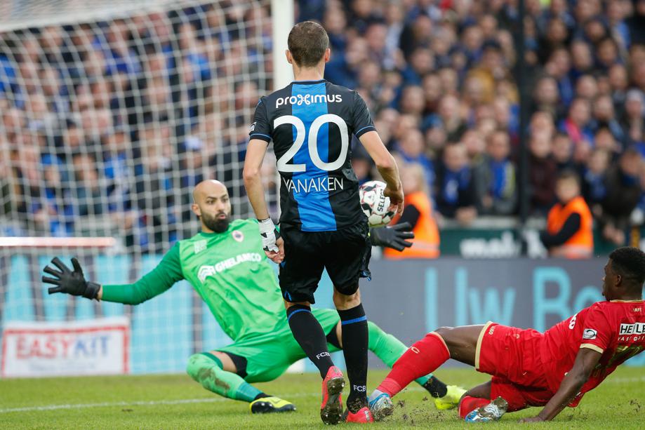 Waar is die doellijntechnologie? Club Brugge klopt Antwerp ...