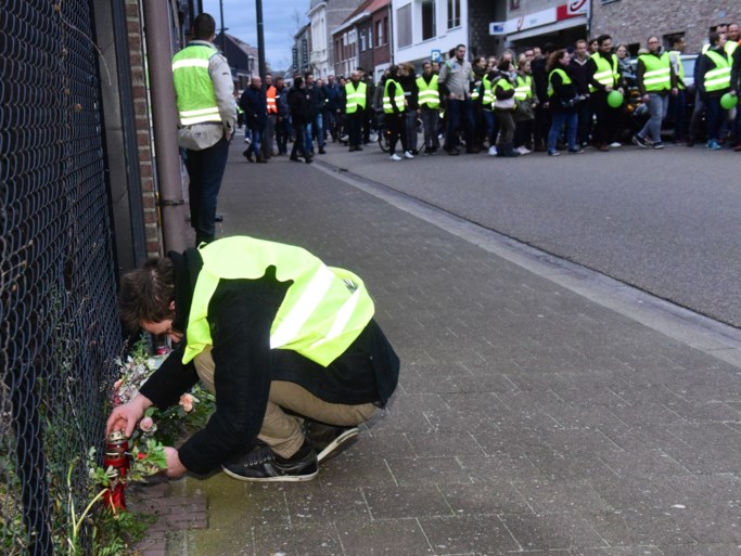 Indrukwekkende optocht in Arendonk om overleden Jasper Horsting te herdenken