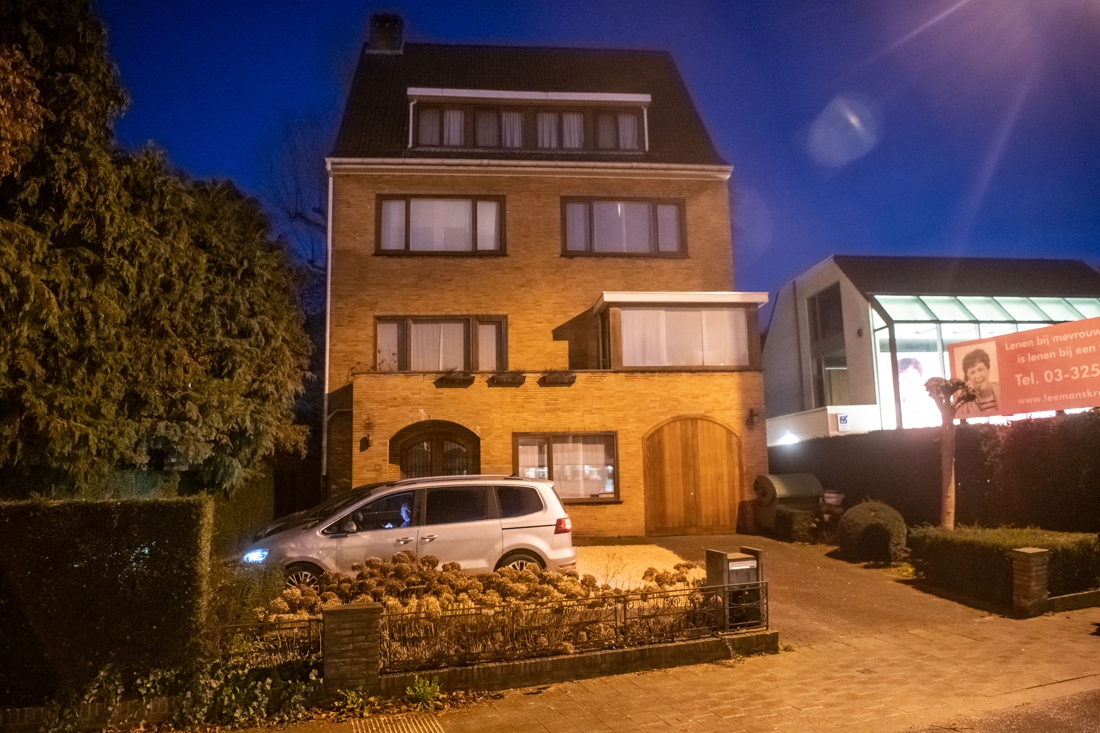 Man Met Drugs En Wapens Opgepakt Bij Woning Burgemeester De Deurne Gazet Van Antwerpen Mobile