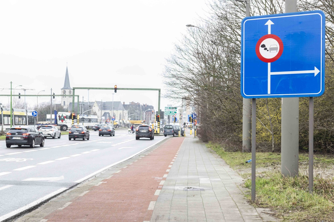 Stad Antwerpen stopt tijdelijk met betalend parkeren en LEZ