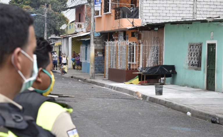Coronavirus teistert ook Ecuador: overledenen liggen dagen op straat voor autoriteiten ze ophalen
