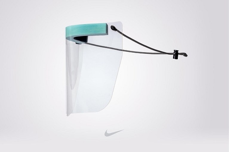 New Balance en Nike gebruiken onderdelen van sneakers om maskers te maken