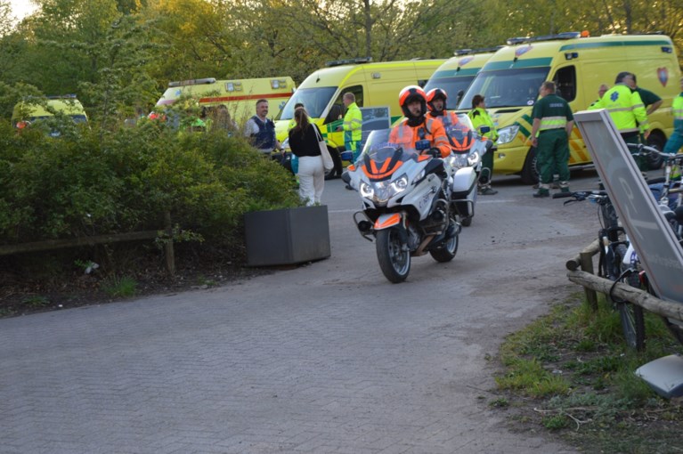 Hulpverleners geven eerbetoon aan helden AZ Sint-Jozef