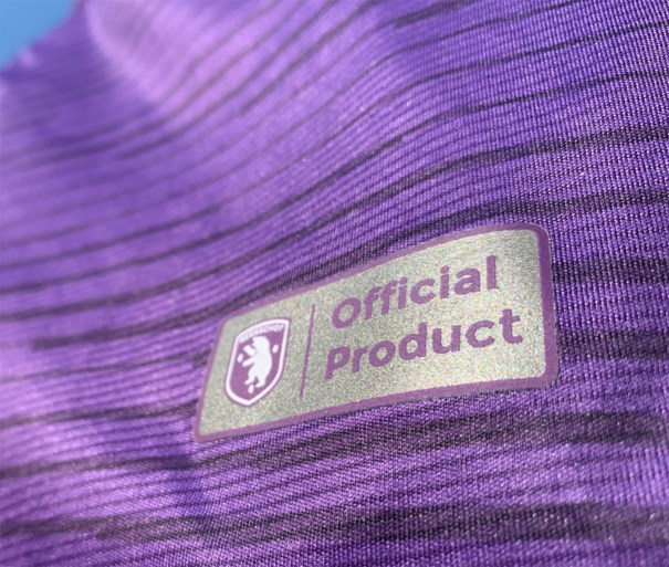 Beerschot stelt eigen kledinglijn ‘Thirteen’ voor