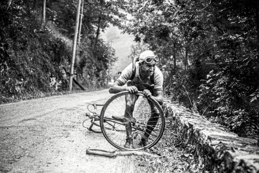 Tour de France start vandaag: zo ging het er vroeger aan toe - Gazet van Antwerpen