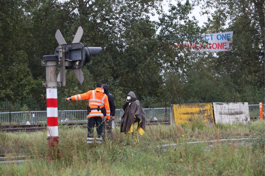 Activists occupy site of future Ineos factory in … (Antwerp)