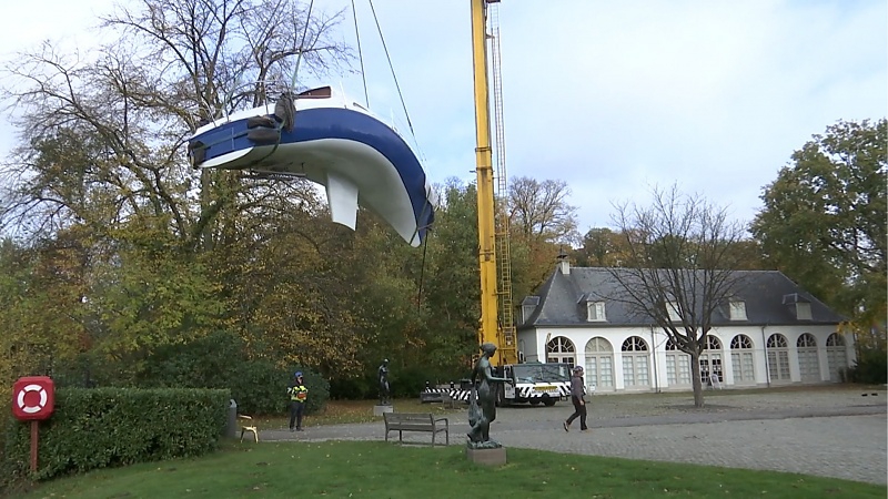 Middelheim Museum’s ‘Crooked Boat’ gets a thorough resto … (Kiel)